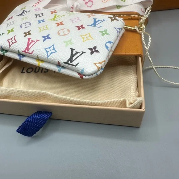 Louis Vuitton x Takashi Murakami key pouch 
2025 - Picture 5 of 7